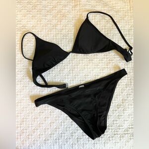 Aerie black bikini set; triangle top (M) and cheeky bottoms (L); gentle use